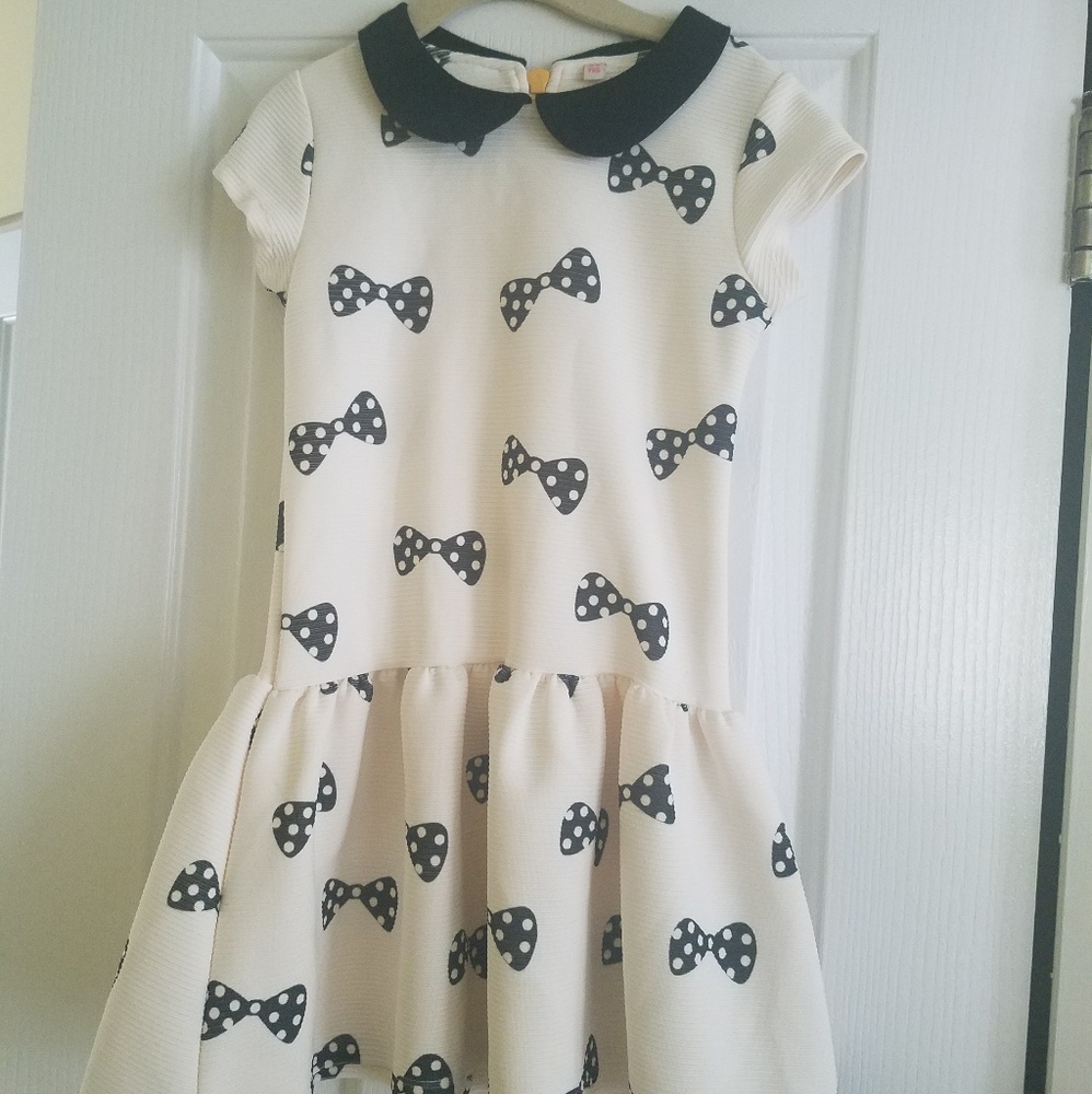 Ultra Adorable * Bow Dress with Peter Pan Collar